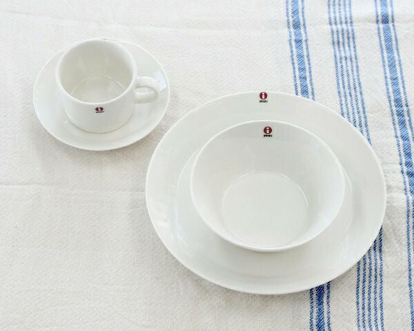 イッタラ（iittala） ティーマ/Teema 4点セット ホワイト（プレート23cm/ボウル15cm/カップ＆ソーサー）