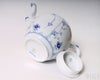 ロイヤルコペンハーゲン（Royal Copenhagen） ブルーフルーテッド ハーフレース/Blue Fluted Half Lace 102 141 ティーポット