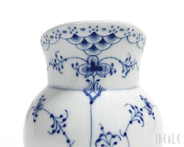 ロイヤルコペンハーゲン（Royal Copenhagen） ブルーフルーテッド ハーフレース/Blue Fluted Half Lace 102 394 クリーマー 大