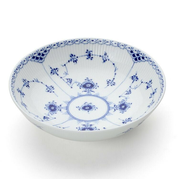 ロイヤルコペンハーゲン（Royal Copenhagen） ブルーフルーテッド ハーフレース/Blue Fluted Half Lace サラダボウル 21.5cm