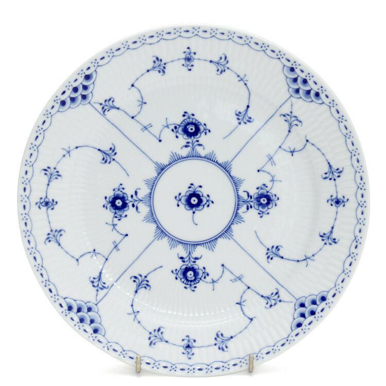 ロイヤルコペンハーゲン（Royal Copenhagen） ブルーフルーテッド ハーフレース/Blue Fluted Half Lace 102 625 プレート25cm フラット