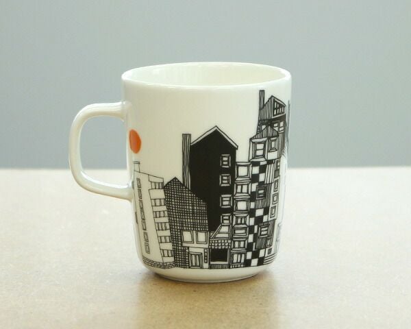 マリメッコ（marimekko） シイルトラプータルハ/SIIRTOLAPUUTARHA マグカップ 250ml ブラック