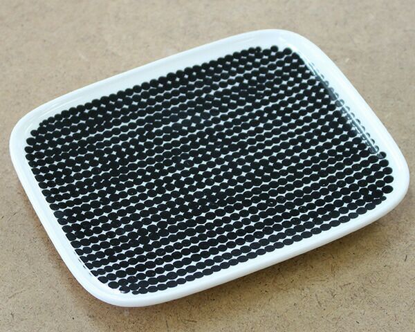 マリメッコ（marimekko） ラシィマット/RASYMATTO プレート15×12cm ホワイト/ブラック