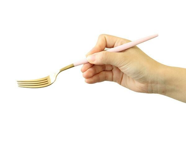 クチポール（Cutipol） ゴア/GOA ディナー/テーブルフォーク ピンクマットゴールド