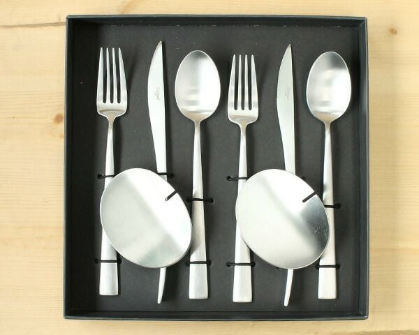 クチポール（Cutipol） デュナ/DUNA ディナー8点セット 化粧箱付 シルバー