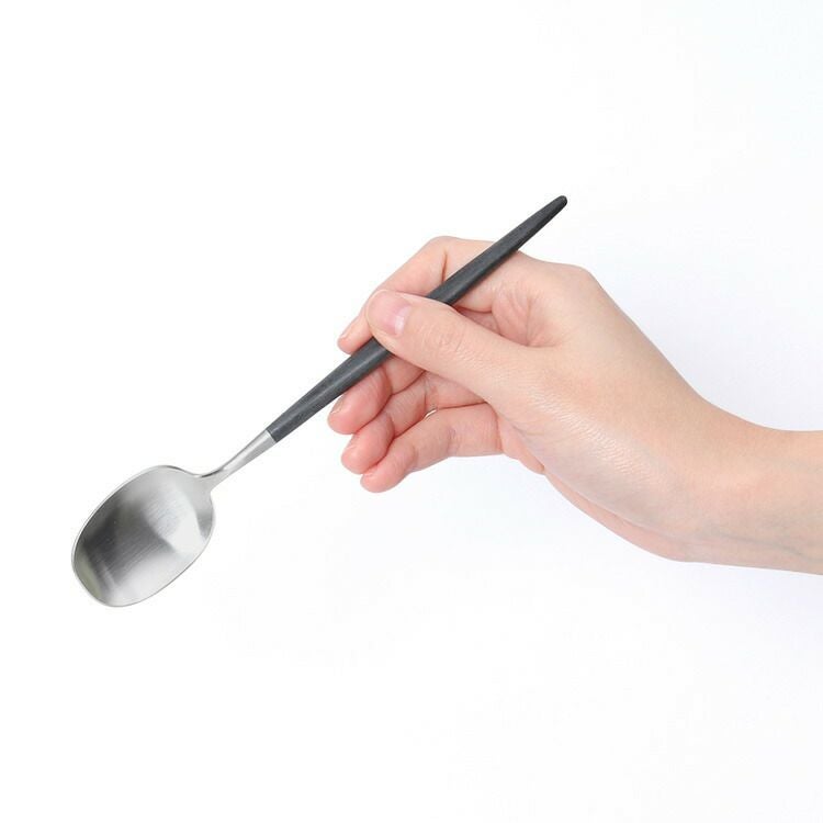 クチポール（Cutipol） ナウ/NAU デザートスプーン ブラック