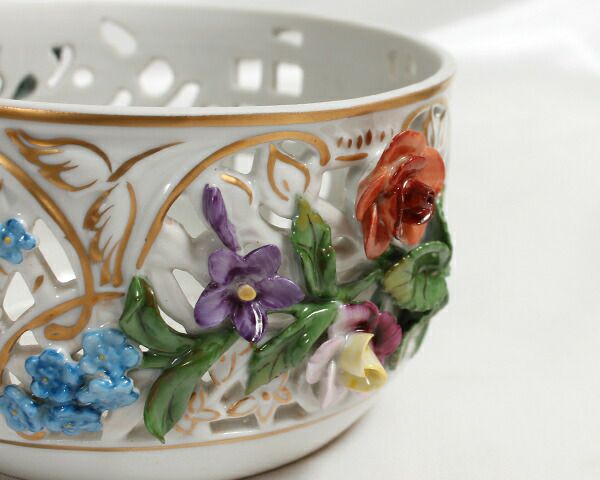 ドレスデン（Dresden） オープンワーク・フラワーピース飾りBOX11cm