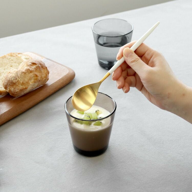 クチポール（Cutipol） ミオ/MIO デザートスプーン ホワイトマットゴールド