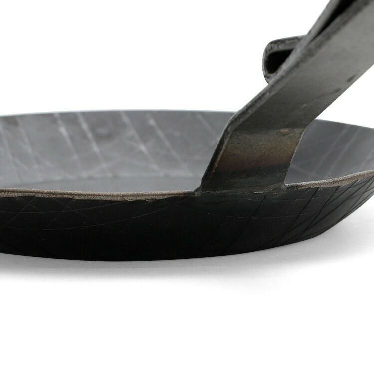 ターク（TURK） プレスパン ベントハンドル 浅型 20cm