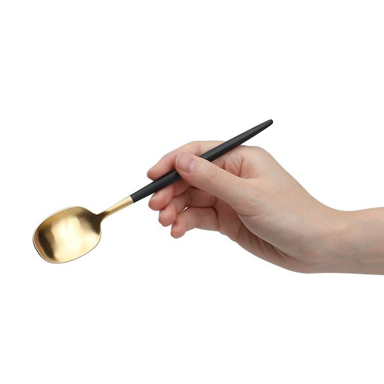 クチポール（Cutipol） ナウ/NAU デザートスプーン ブラックマットゴールド