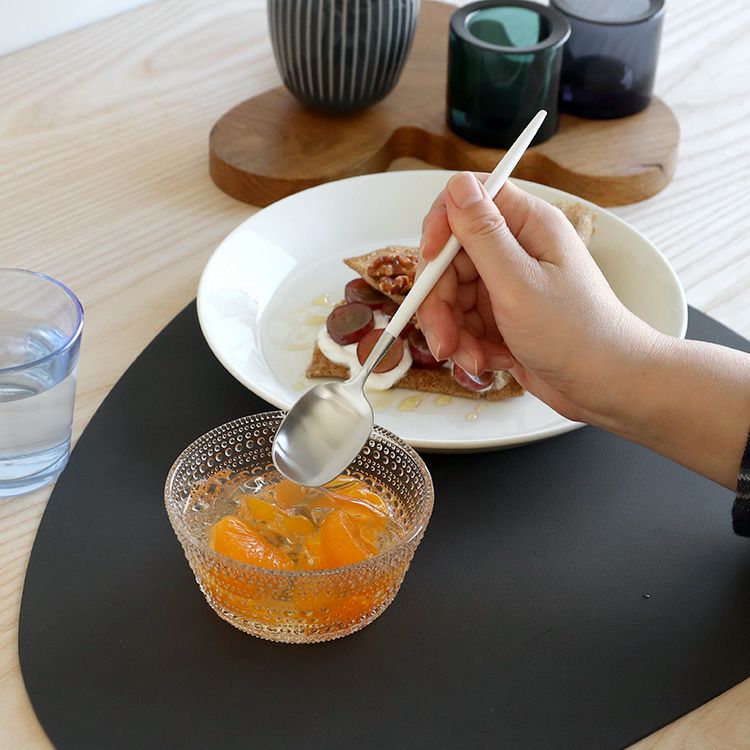 クチポール（Cutipol） ナウ/NAU デザートスプーン ホワイト