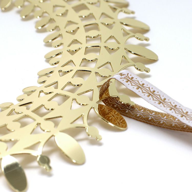 ビヨン・ヴィンブラッド（BJORN WIINBLAD） クリスマスリース 16cm ゴールド