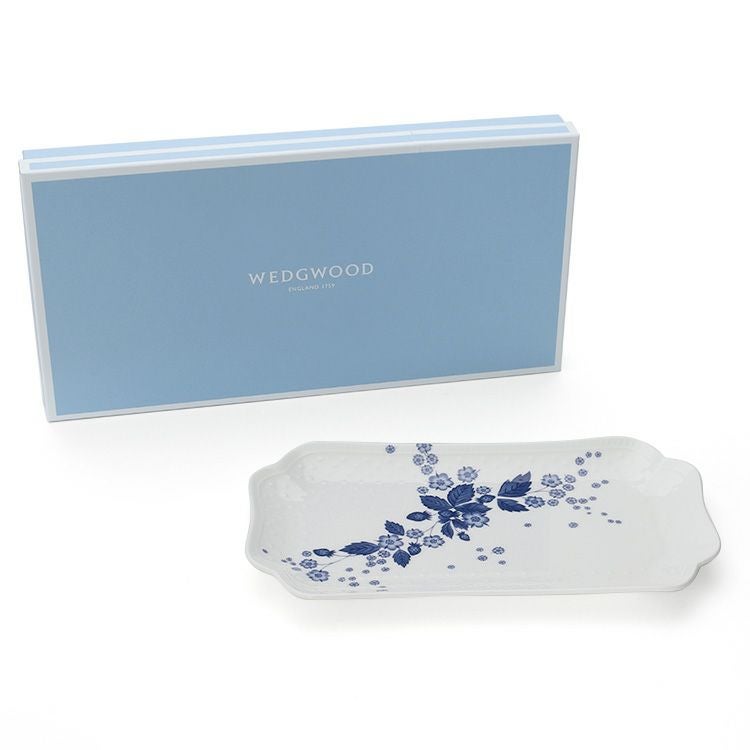 ウェッジウッド（WEDGWOOD） ストロベリーブルームインディゴ フィッシュディッシュ 25.5cm ホワイト