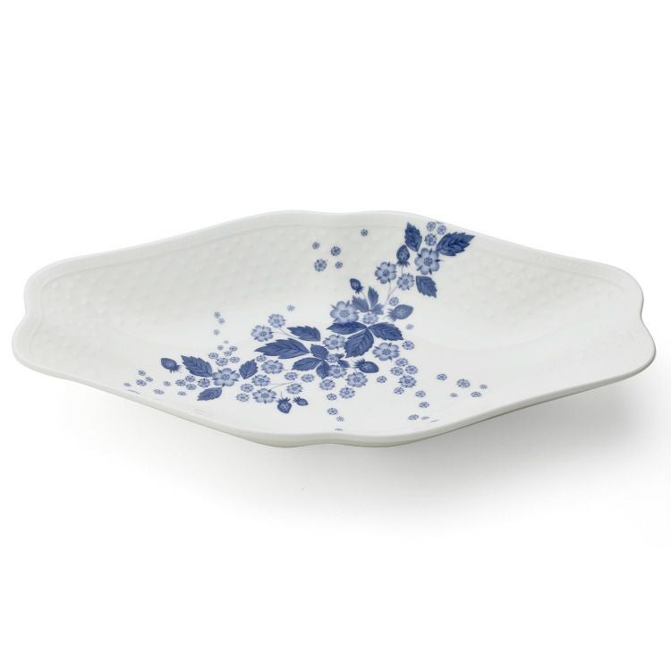 ウェッジウッド（WEDGWOOD） ストロベリーブルームインディゴ マルチディッシュ 31ｃｍ ホワイト