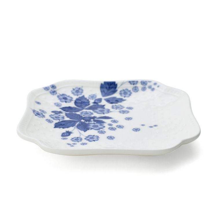 ウェッジウッド（WEDGWOOD） ストロベリーブルームインディゴ スモールプレート ホワイト