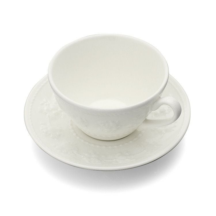 ウェッジウッド（WEDGWOOD） フェスティビティ/FESTIVITY ティーカップ&ソーサー アイボリー