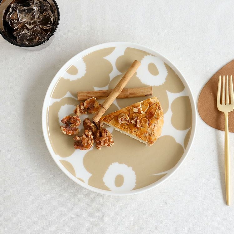 マリメッコ（marimekko） ウニッコ/UNIKKO プレート 20cm ホワイト/ベージュ