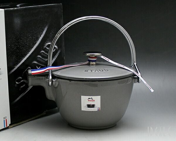 ストウブ（staub） ラウンド 1.15L グラファイトグレー