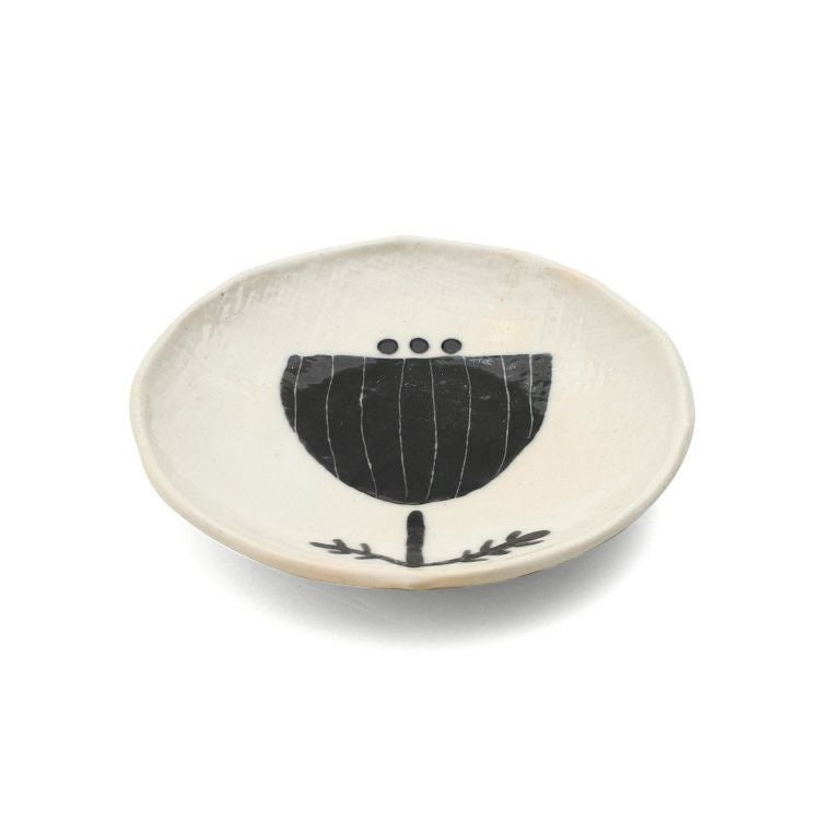 カネサン1893（KANESAN1893） モノトーン 花小皿