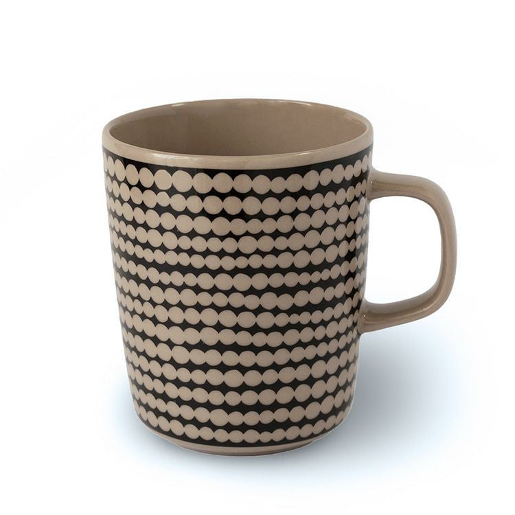 マリメッコ（marimekko） シイルトラプータルハ/SIIRTOLAPUUTARHA マグカップ 250ml ブラック/テラ